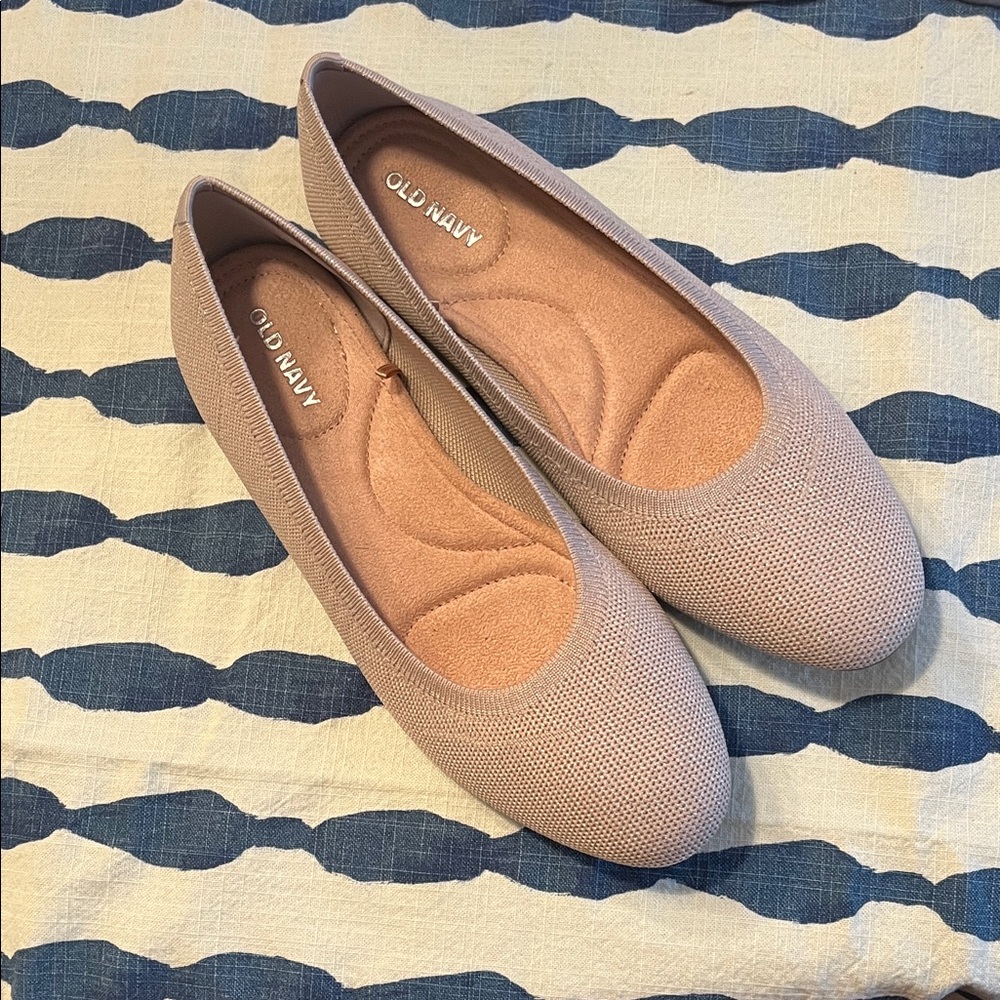 Old Navy Women's Shimmer Champagne Flats